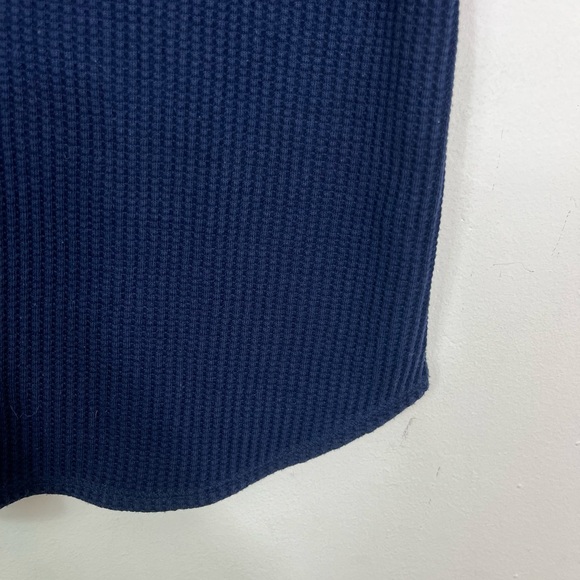 Uniqlo Dark Blue Waffle Knit Top Sz S - Picture 5 of 6
